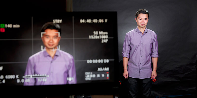 Thanh looking Hollywood.